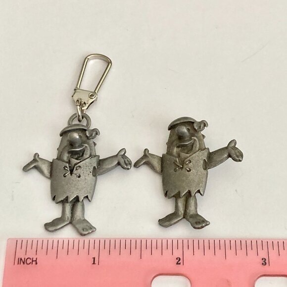 Vtg Fred Barney Flintstone Pin Zipper Pull Set Warner Bros Purse Backpack Charm - Picture 9 of 10